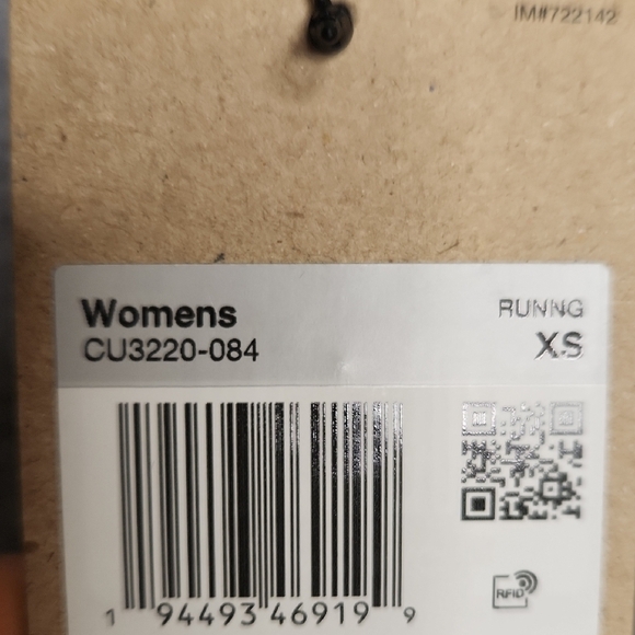 NWT Nike Women's Gray 1/2 Zip Running Top Size XS - Picture 2 of 14